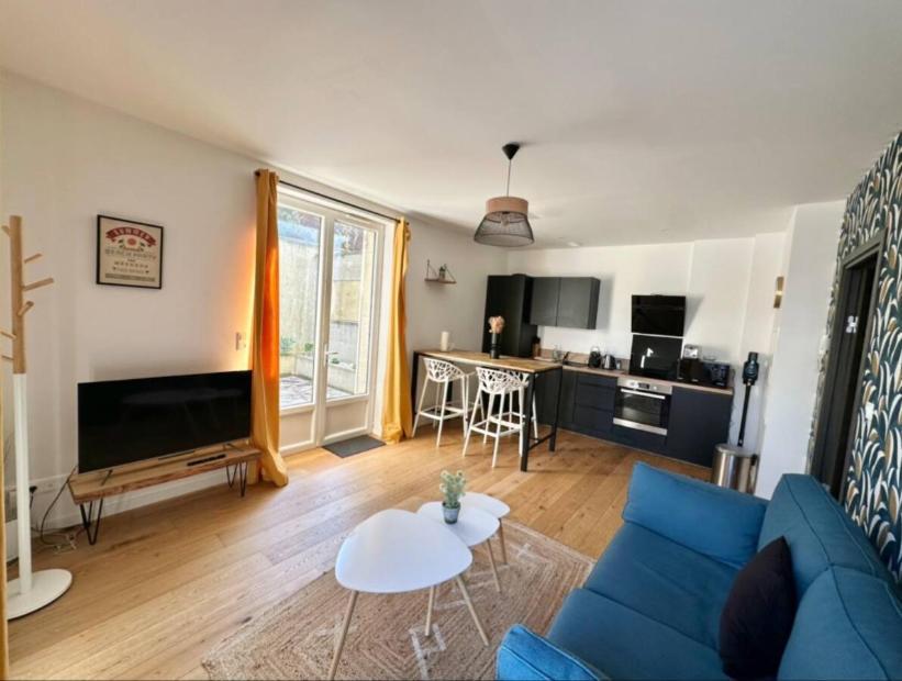 Ferienwohnung The Sunny ¤ Terrasse ¤ Proche Centre ¤ Parking ¤ Wifi Amiens Exterior foto